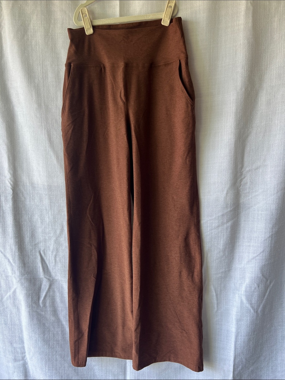 Beyond Yoga Wide-Leg High-Rise Pants in Brown